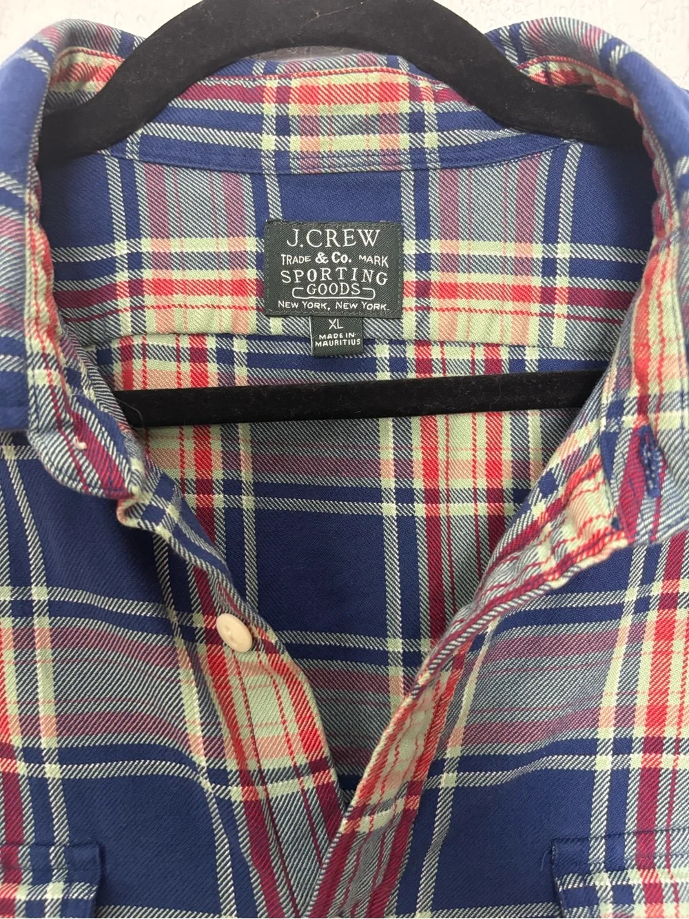 Vintage 90s J.Crew Men’s Blue Plaid Button-Up Shirt